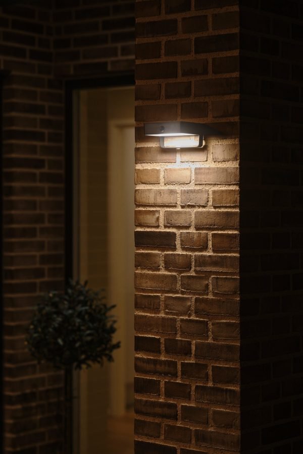 Nordlux Saulio Solar spoljašnja zidna lampa crna