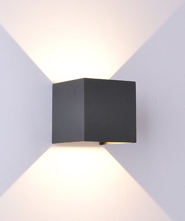 Mantra Davos Fasadna lampa tamno siva led 12W 2700K dimabilna