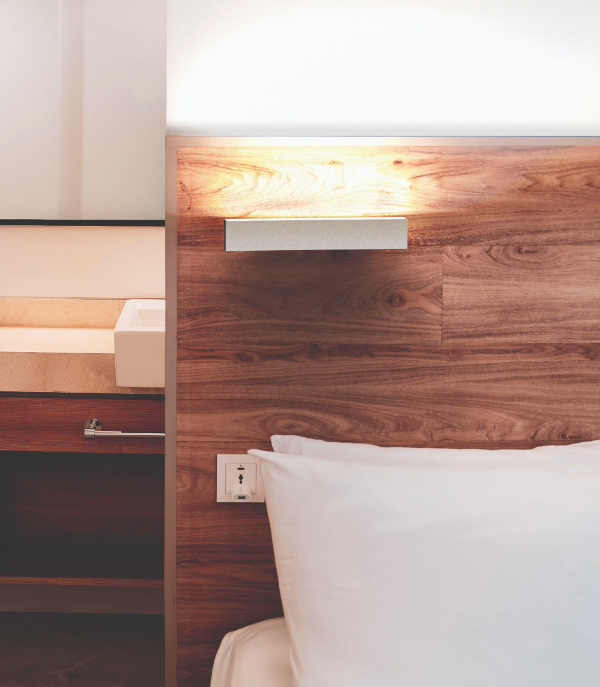 Mantra Hanok zidna lampa LED 14W 3000K 110° bela