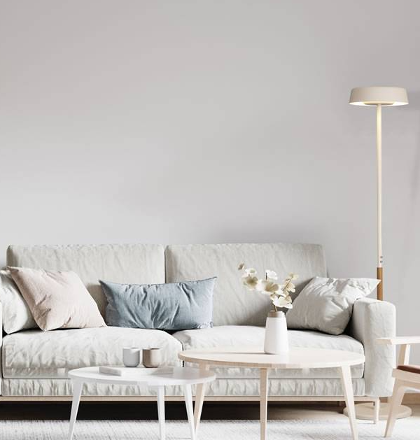 Mantra Noa II Podna lampa bela/drvo led 30W 3000K dimabilna