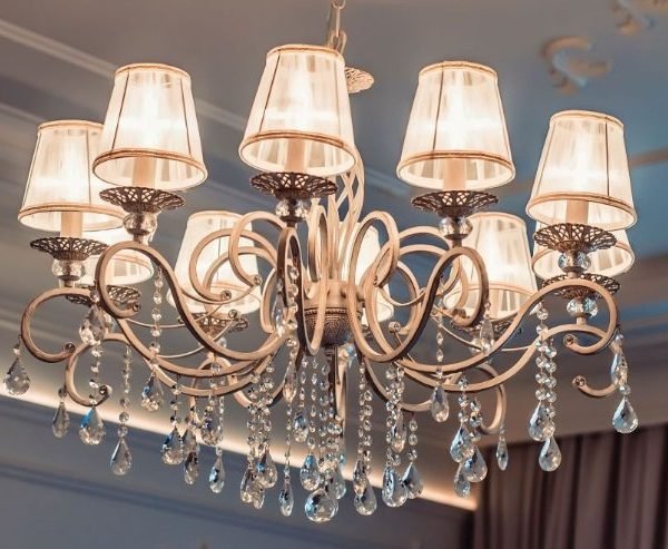 Maytoni Grace unutrašnja luster bela 40W