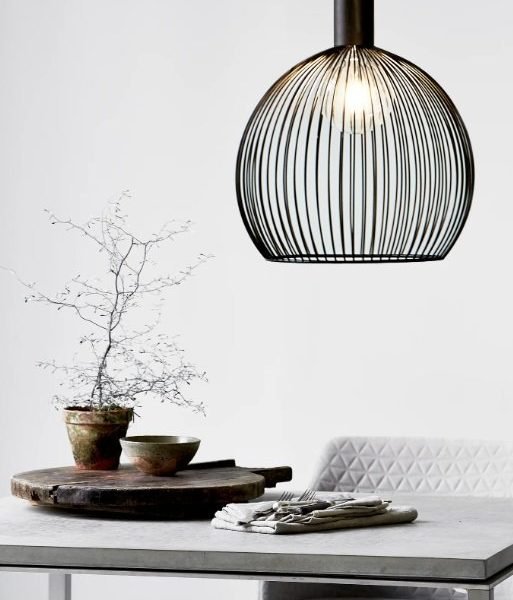 Design For The People Aver 40 visilica crna