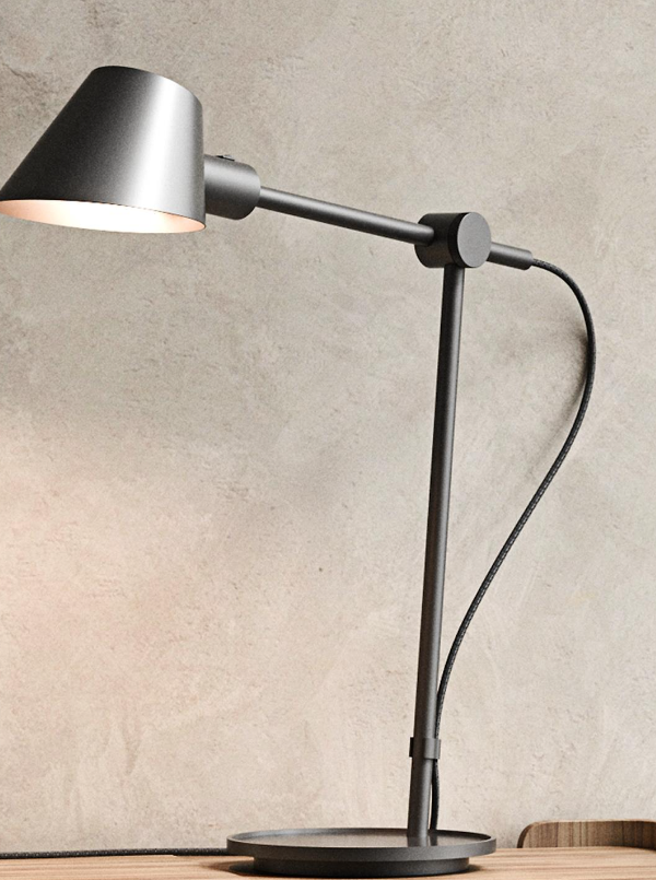 Design For The People Stay Long stona lampa crna