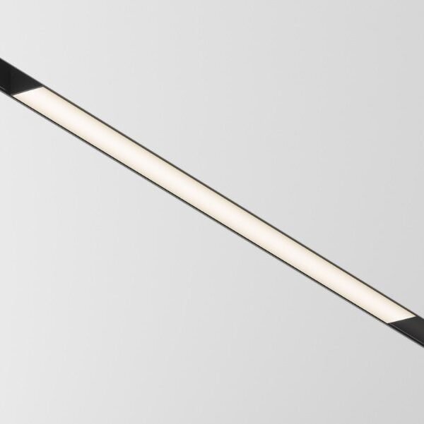 Maytoni BASIS magnetni šinski reflektor crni