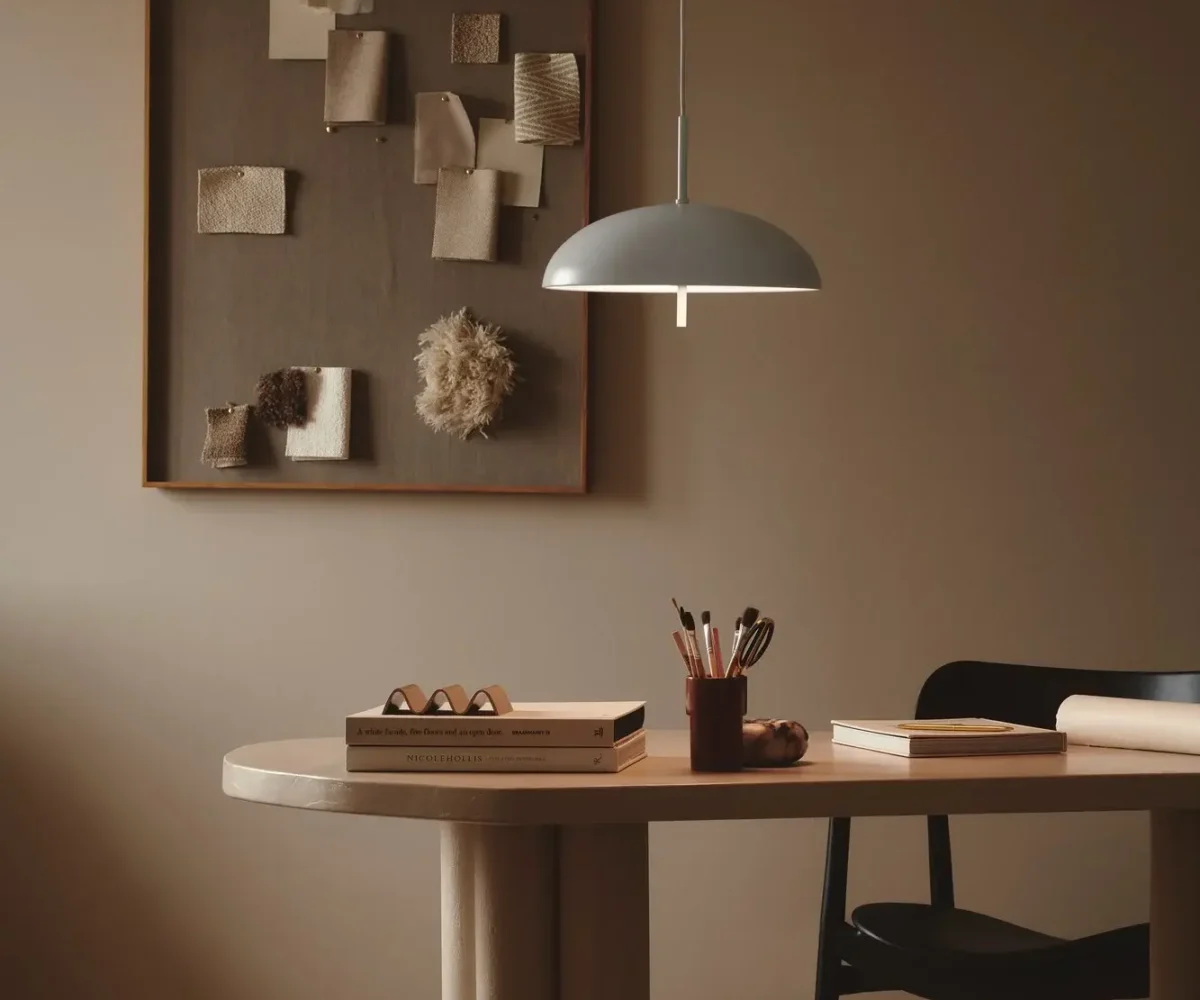 design-for-the-people-versale-35-visilica-bela-2420013001-1333w